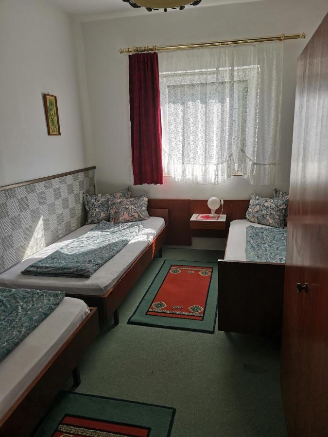 Villa-Negra Retro Panzio Balatonföldvár Exteriér fotografie